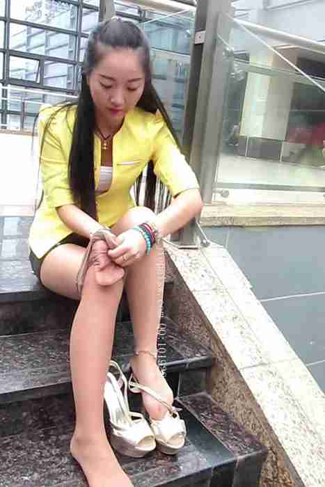[大忽悠买丝袜街拍视频]ID1622 2014.9.13【成功案例第243弹