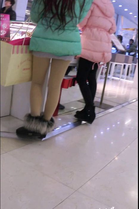 [街拍客视频]jx0709 极品包臀肉丝美腿真诱惑！