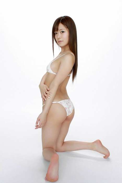 清纯的长发比基尼美女[YS-Web]Vol.559 含视频 Hana Sakura 桜ハナ